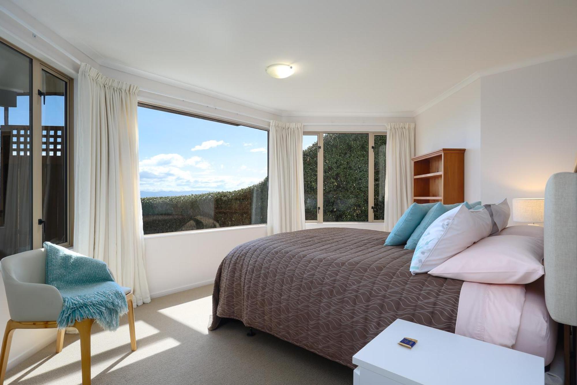 Twin Peaks Luxury Sea View Villa Нельсон Экстерьер фото