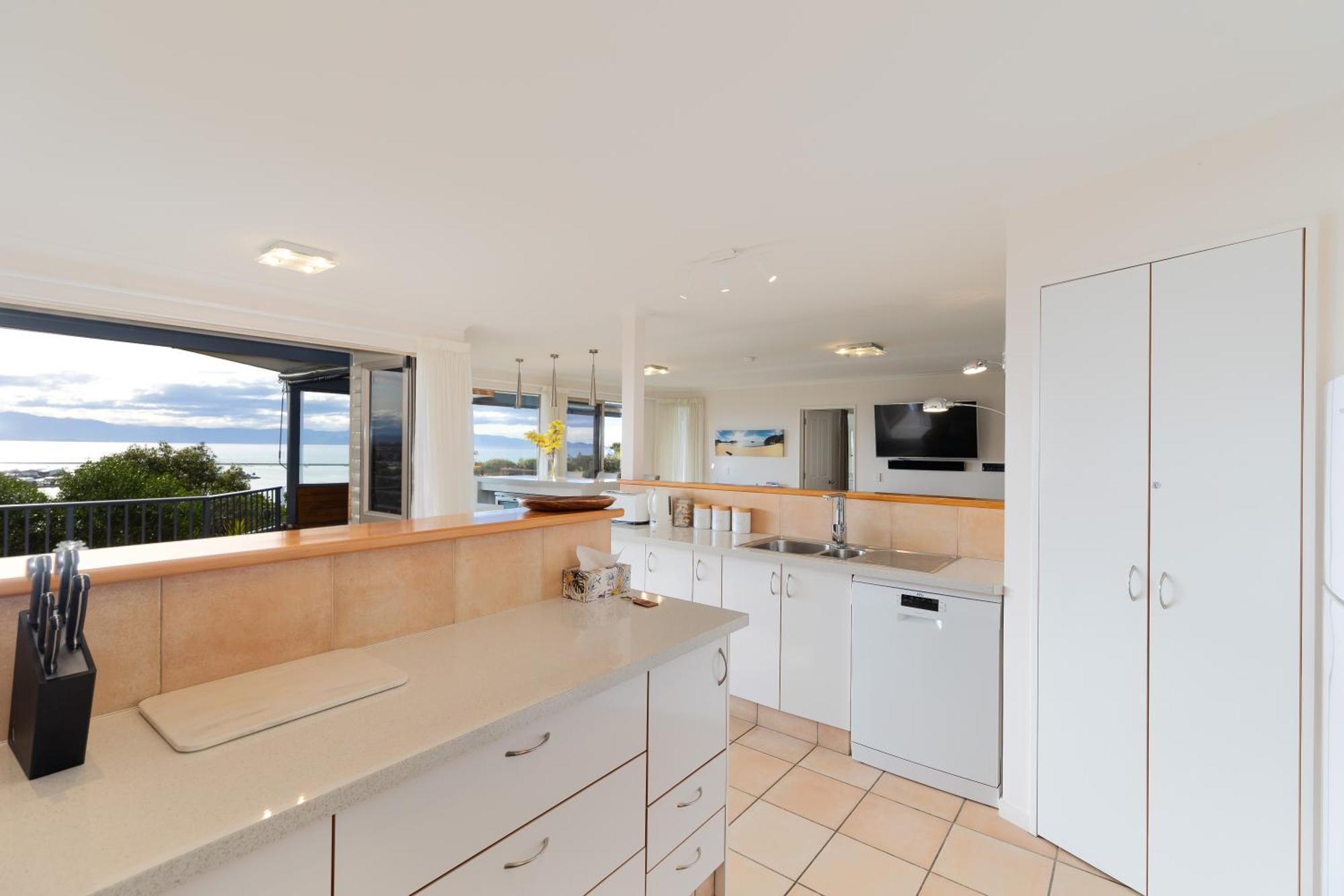 Twin Peaks Luxury Sea View Villa Нельсон Экстерьер фото